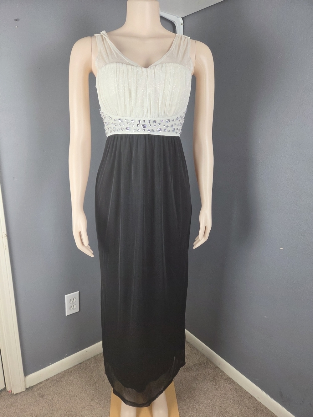 Enfocus Studio Cream Strapless Embellished Gown for Weddings